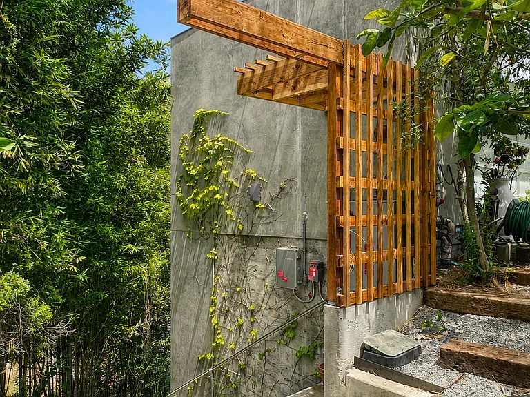 N Wattles Dr — Photo 11