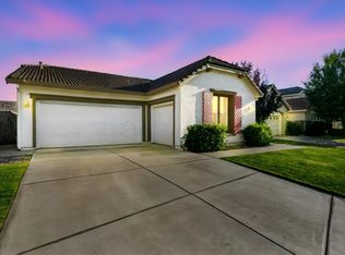 5700 Matina Dr, Elk Grove, CA 95757
