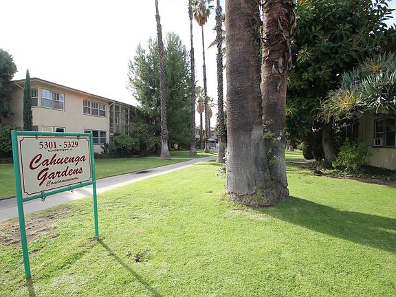 2nd image of 5313 Cahuenga Blvd Unit D