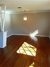 3rd image of 5604 Waltham Ave