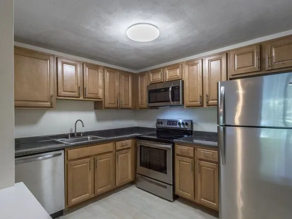 24 Whites Ave, Watertown, MA