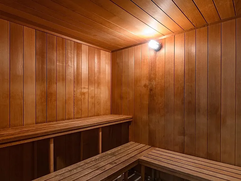 200 Caldecott Ln — Photo 13