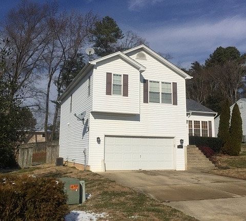 3rd image of 46780 Planters Ct