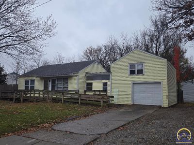 805 SE 33rd Ter, Topeka, KS, 66605