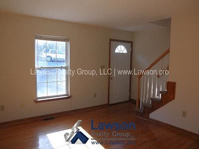 4th image of 5508 Woodland Ln