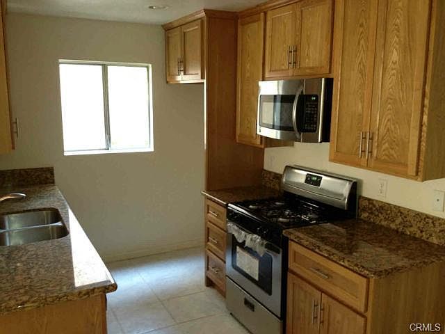 1st image of 1072 Cabrillo Park Dr #B