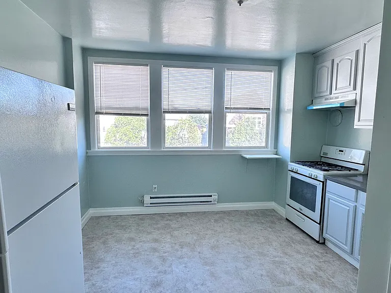 2110 Ashby Ave #5 — Photo 10