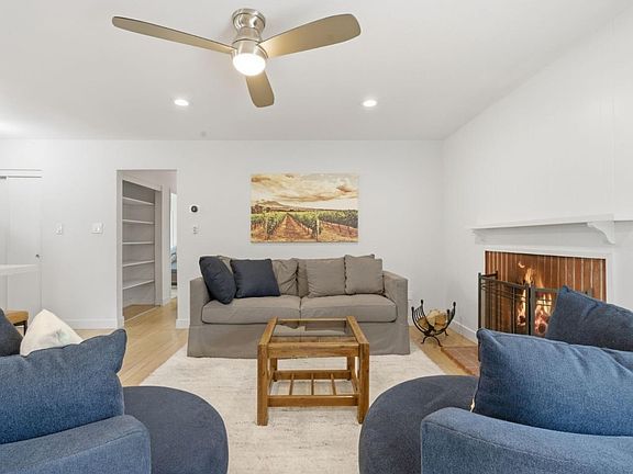 4th image of 1204 McFarlane Ln