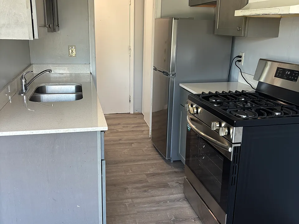 3200 Minnehaha Ave #203