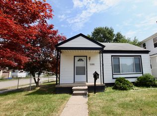 21850 Donald Ave, Eastpointe, MI 48021