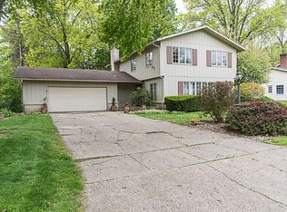 2707 Tattersall Rd, Portage, MI 49024