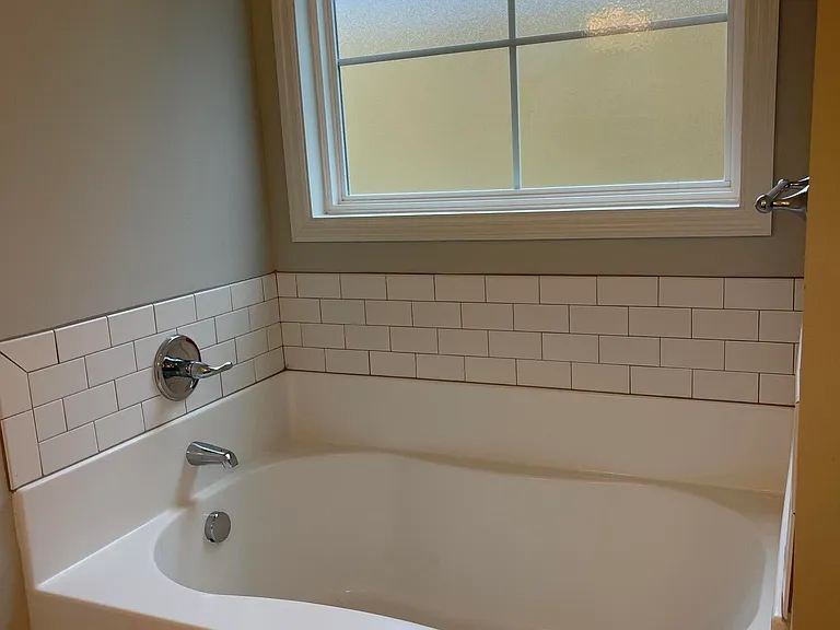 811 Goodale Dr — Photo 15