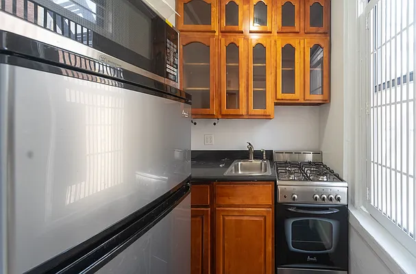 Rented by Platinum Properties | media 21