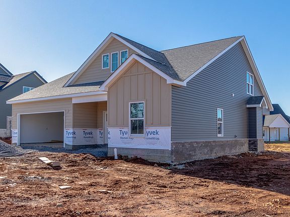 2nd image of 530 Farmington Lot 530