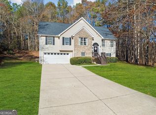 53 Saint Michael St, Commerce, GA 30530