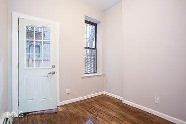 Rented by MNS Marketing