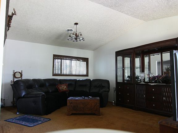 5th image of 138 Alturas Dr