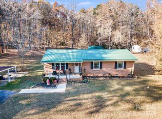 205 Morris Farm Rd, Stanley, NC 28164