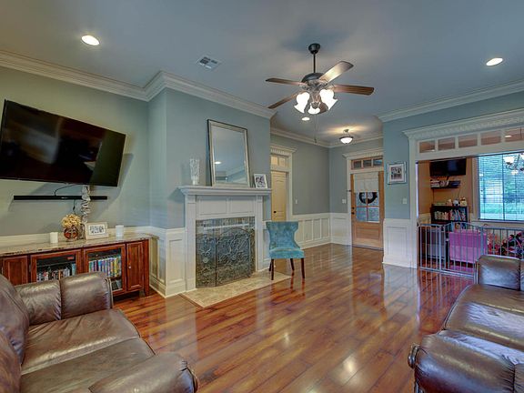 5th image of 112 Deer Valley Ln