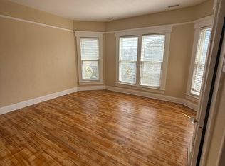 1317 24th St #4, Des Moines, IA 50311