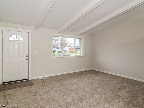 4th image of 4715 Tacoma Ave