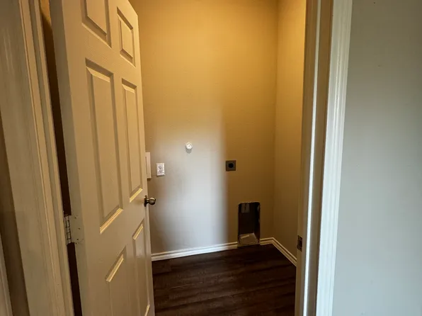 1009 Chesnut Ln, Cooper, TX 75432