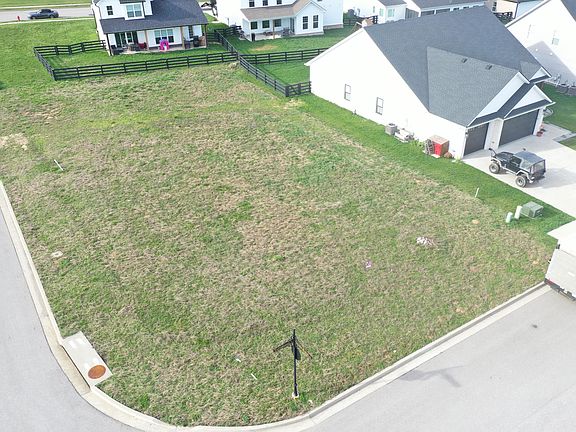 5th image of 200 Golden Burley Ave
