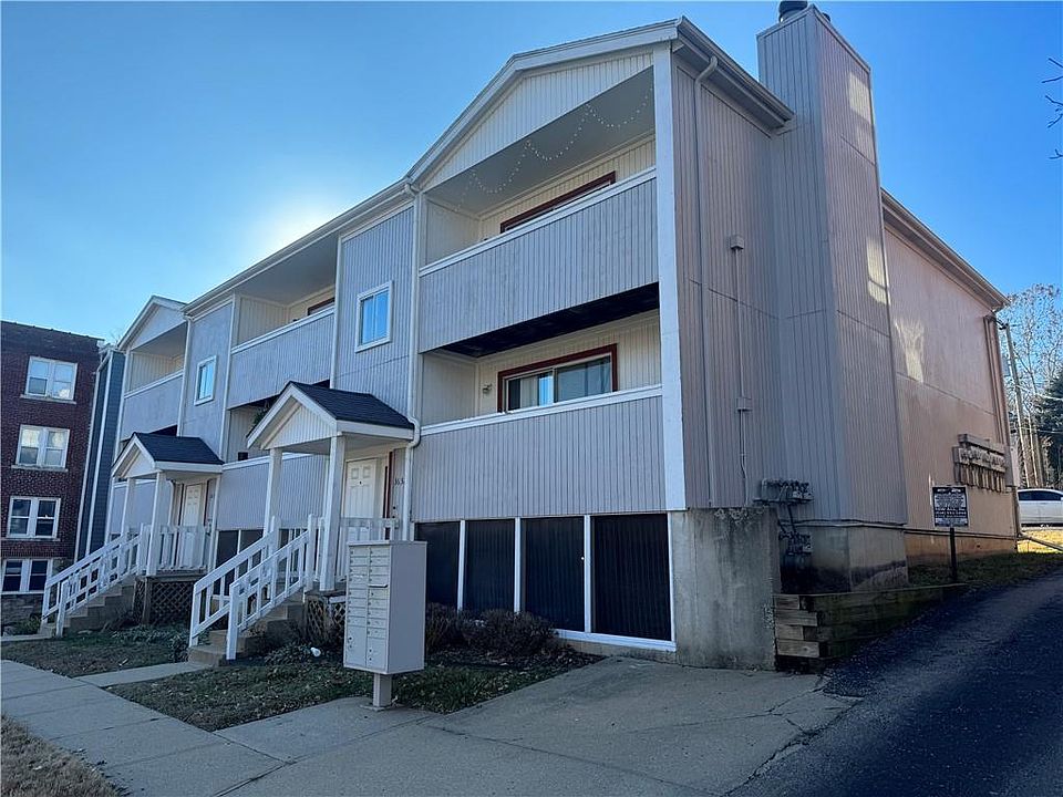 2nd image of 3632 Wyoming St