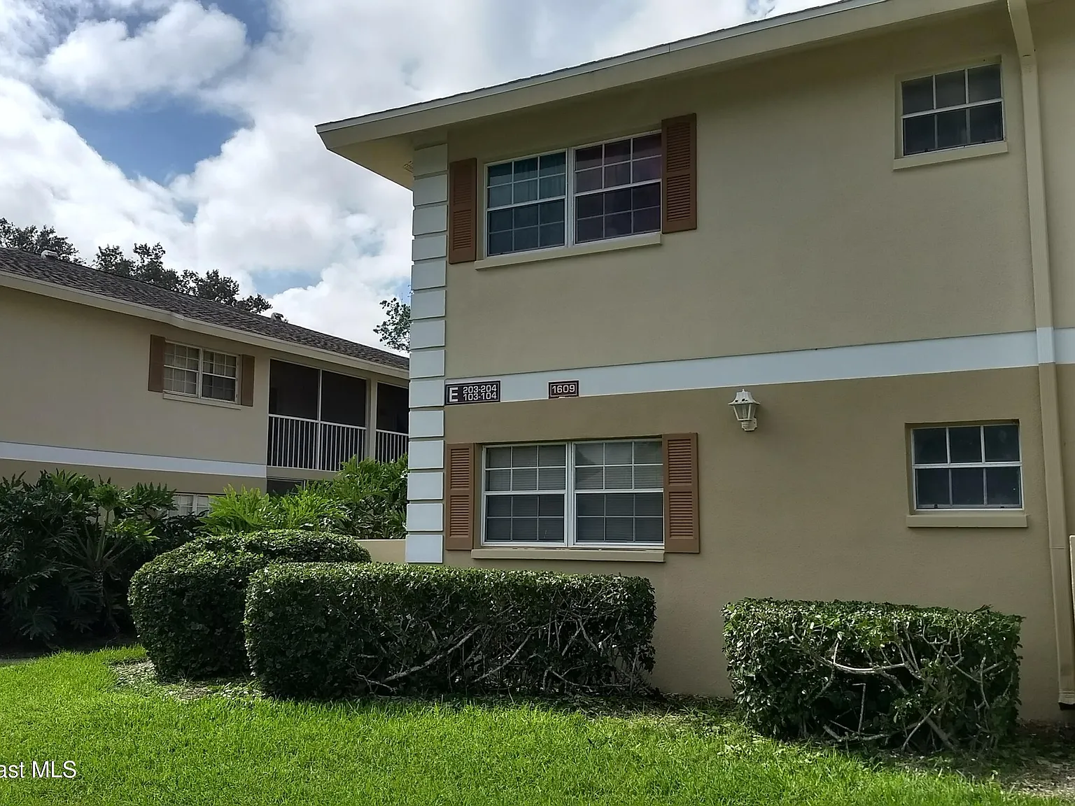 2 bed, 2.0 bath, 840 sqft, $1,500 — Photo 1