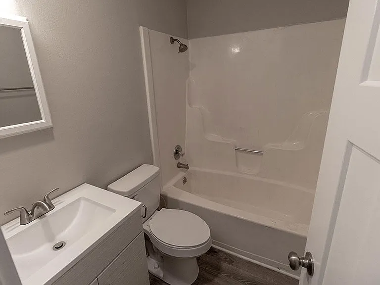 7304 N Moberly Dr #B — Photo 10