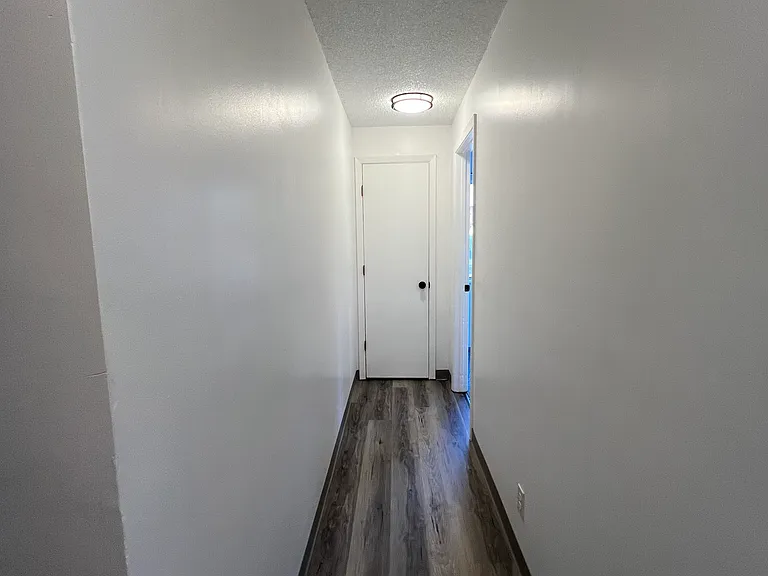 838 Dakota Ave — Photo 11
