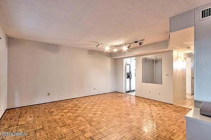 1st image of 102 Mitchell Pl