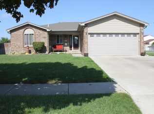 13867 Adams Ave, Warren, MI 48088