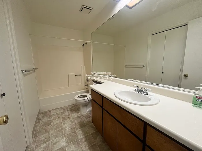 6019 Carolina Cir — Photo 14