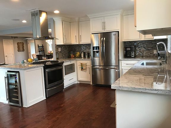 3rd image of 5119 W Bellfort St