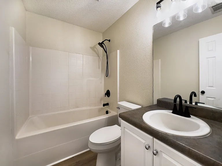 117 Salt Landing Cir — Photo 16