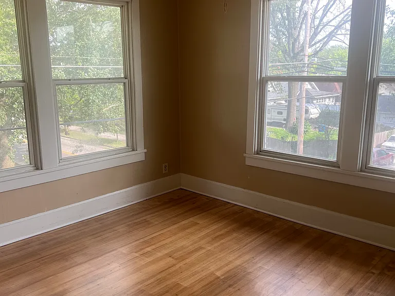 510 Hulman St #512 — Photo 6