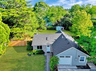 5260 SW Secher Ln, Corvallis, OR 97333