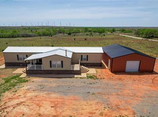 9916 N 1990th Rd, Hammon, OK 73650
