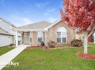 316 Village Dr, Calera, AL 35040