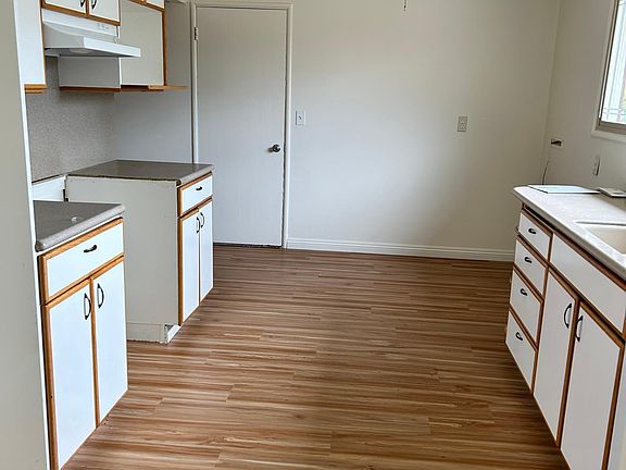 5th image of 446 E Mauna Loa Ave