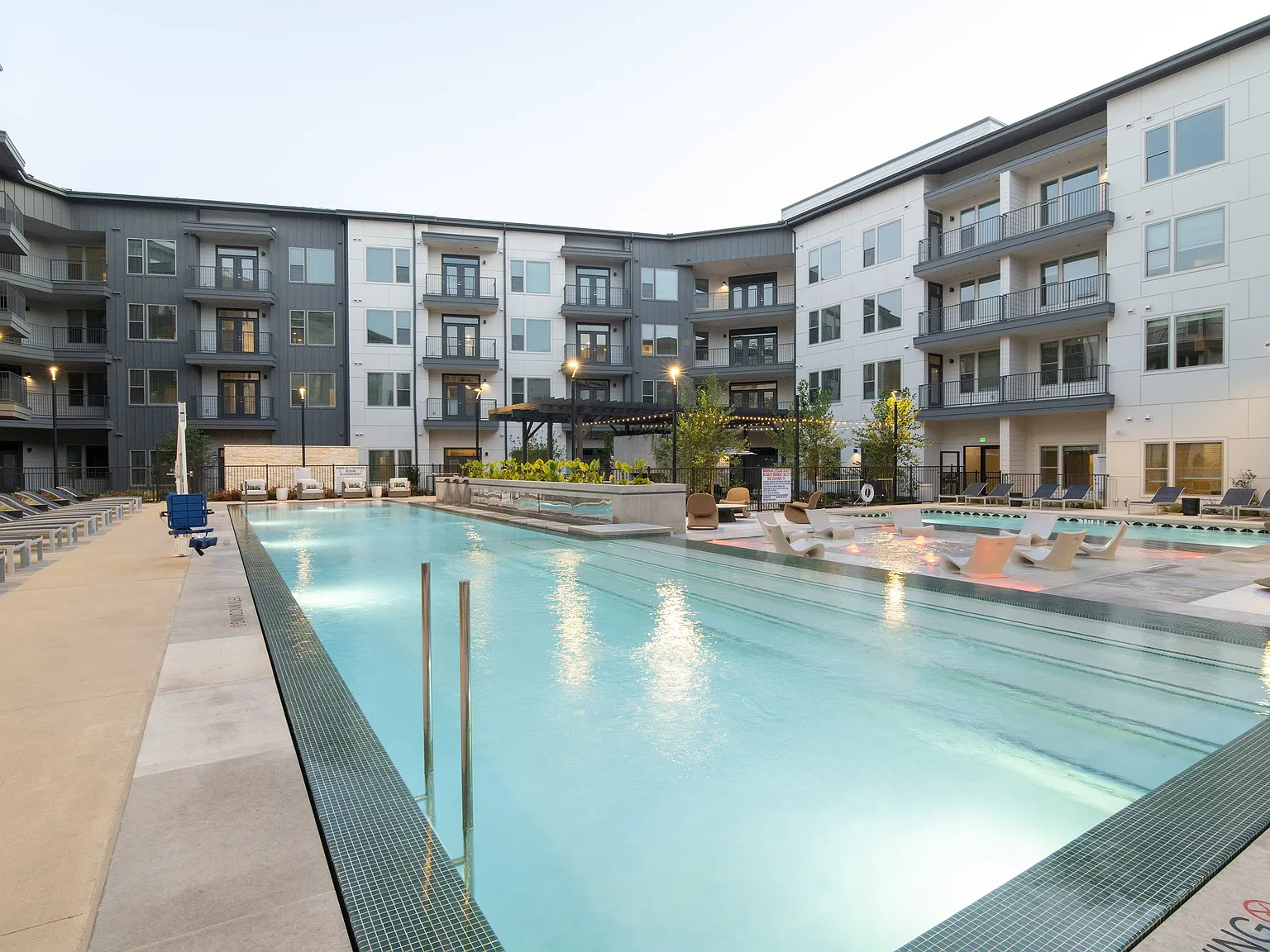Diamond Flats — Photo 3