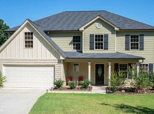 523 Highpoint Cir, Winder, GA 30680