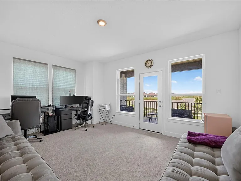 7410 Wildrye Meadow Ln — Photo 32