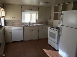 1039 SE North St, Grants Pass, OR 97526