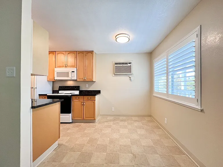 3333 Beard Rd #3350 — Photo 6