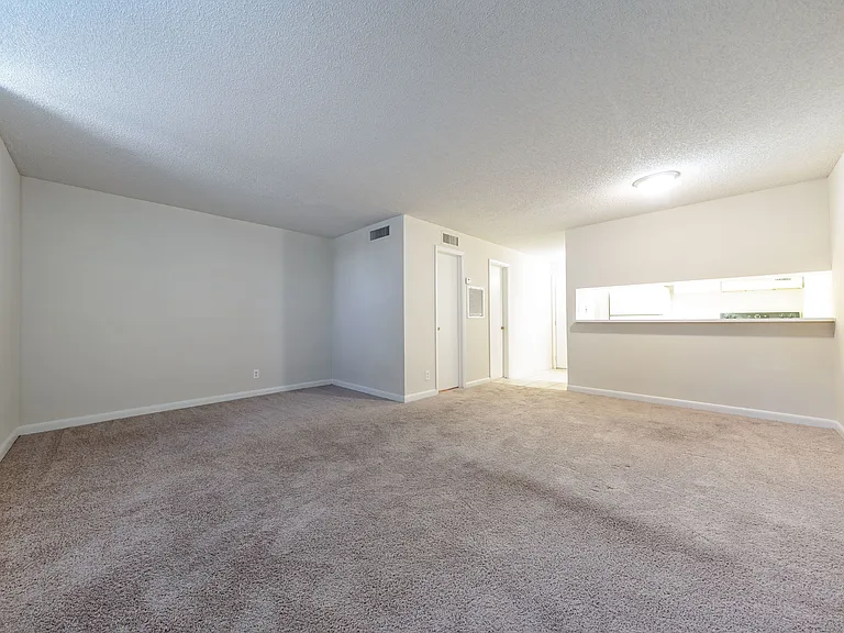 Patio | Sunset Palms | Apartments For Rent in Hollywood FL
