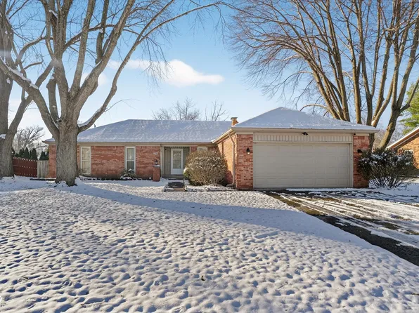 730 Colonial Way, Greenwood, IN 46142