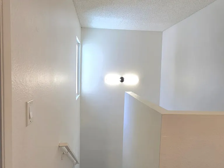 1334 Engracia Ave — Photo 13