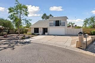 3rd image of 4548 W VILLA THERESA Drive